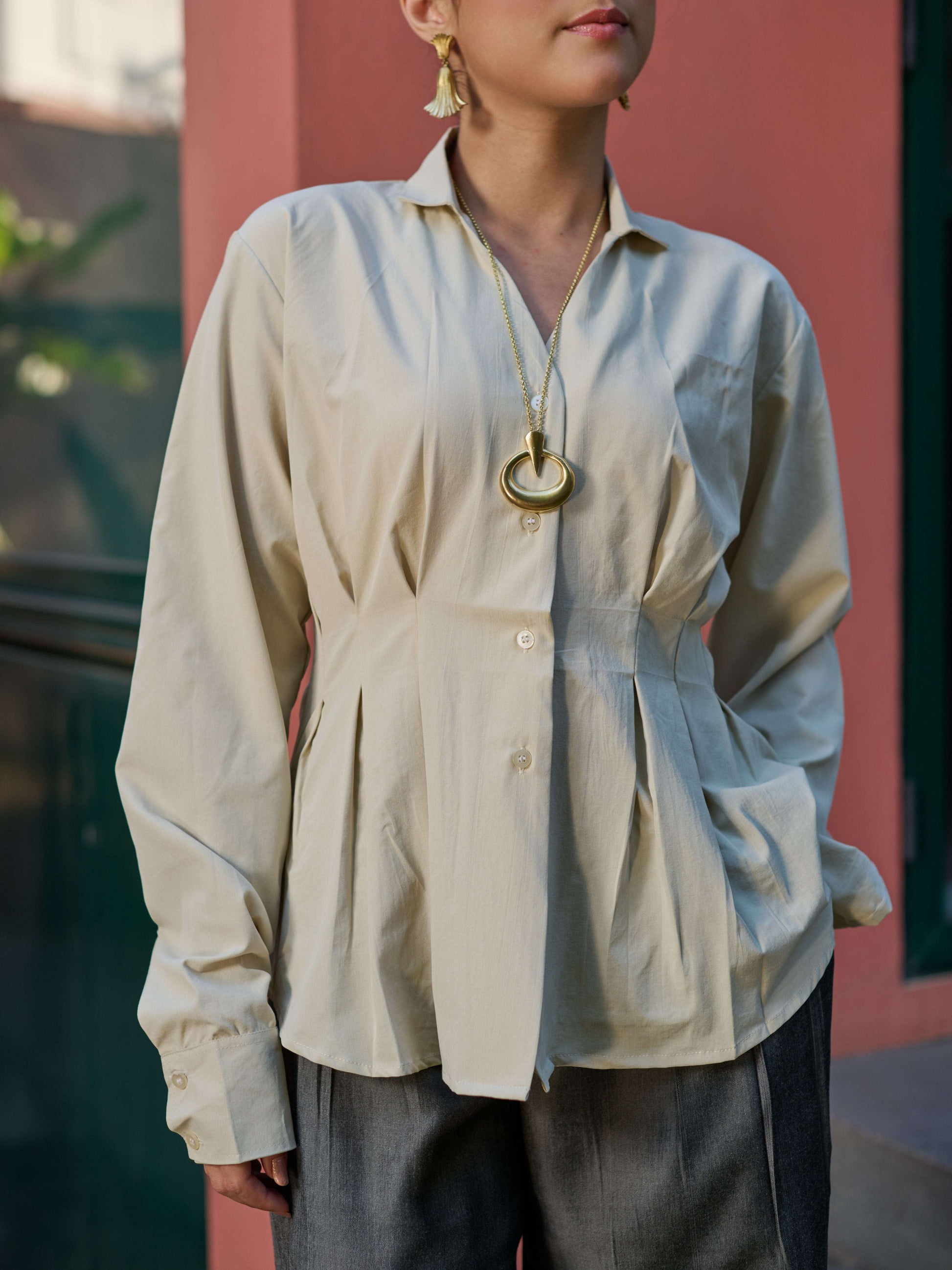 The Sculpted Top - Sand