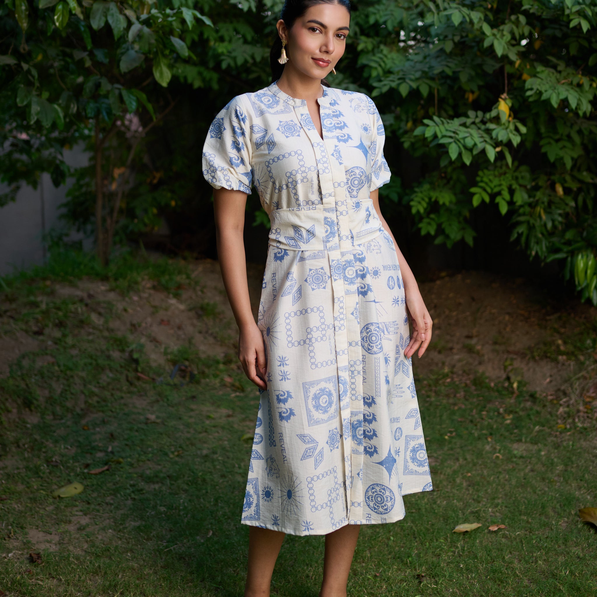 The Perspective Dress White with Blue Geometric Print