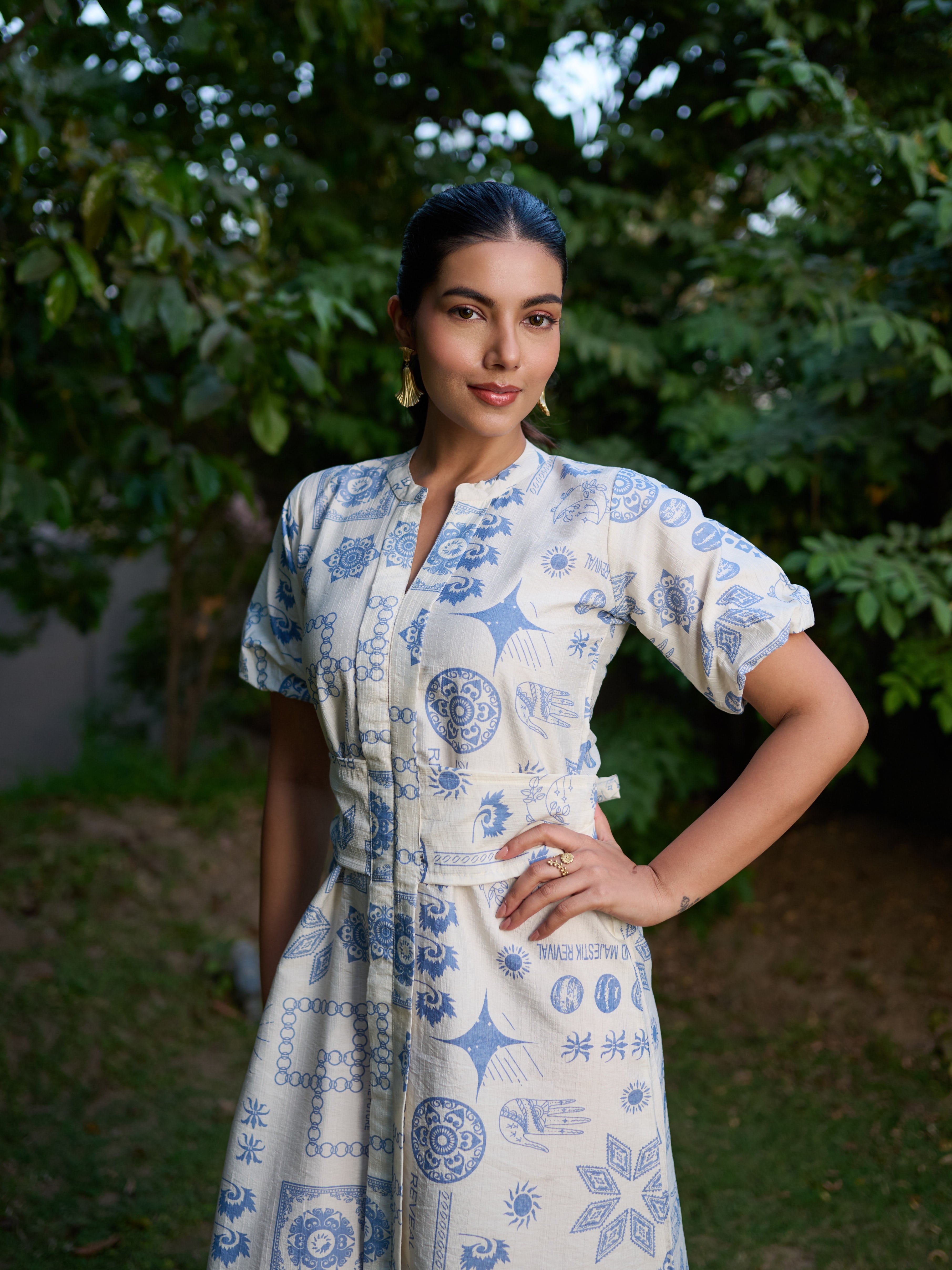 The Perspective Dress White with Blue Geometric Print